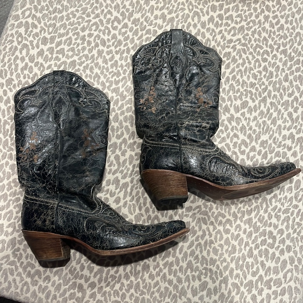 Corral vintage black boots